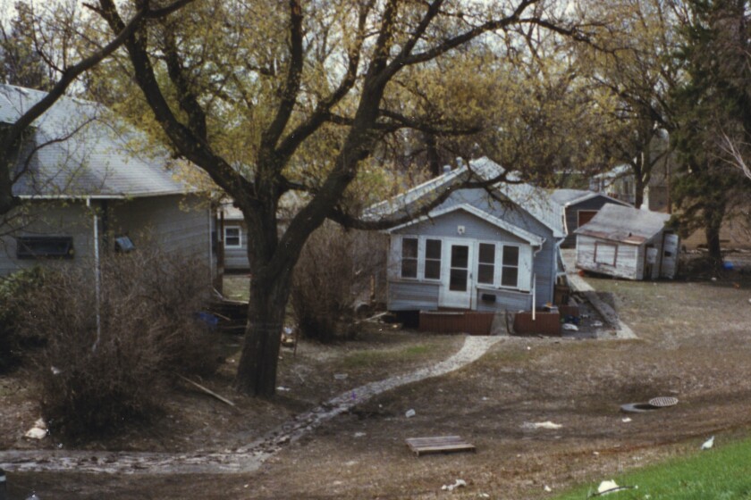 97Flood_Helgeson2.jpg