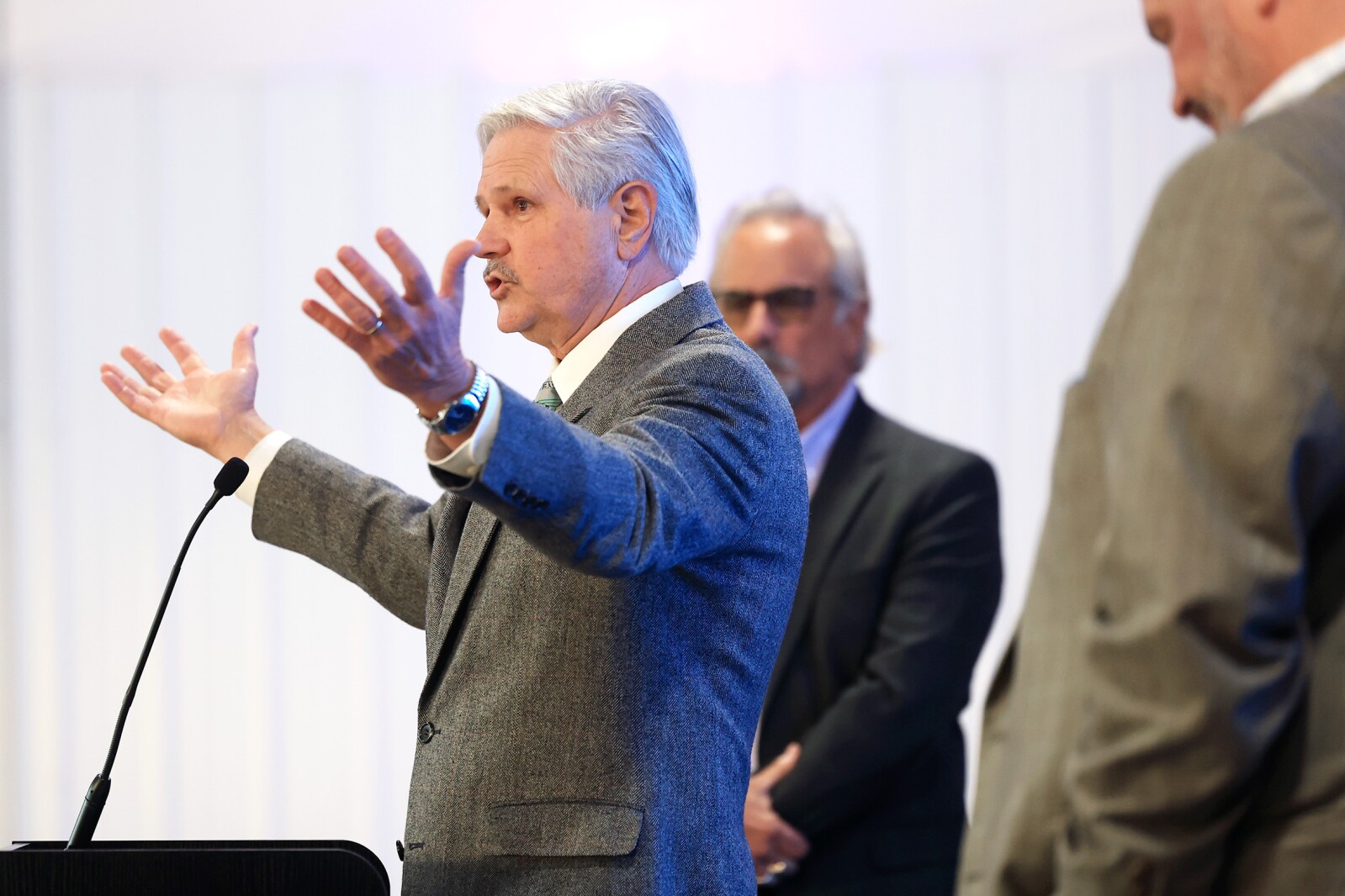 Sen. John Hoeven announces new military, aerospace company collaborations for counter-UAS work in Grand Forks