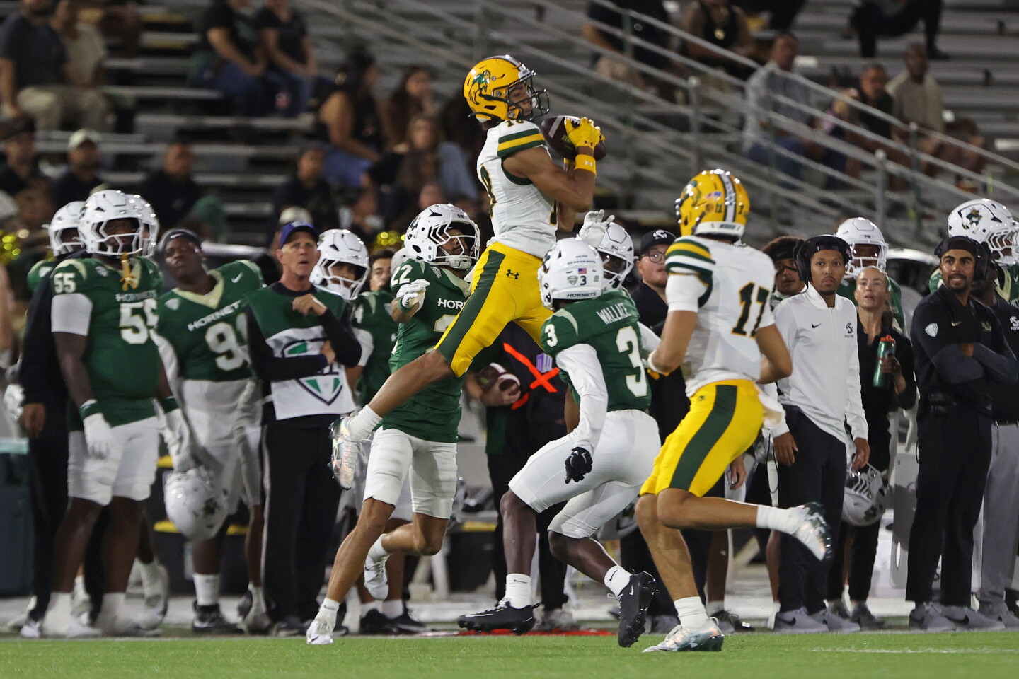 092026.S.FF.NDSUfootball