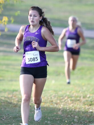 Cloquet’s Bri LaCore (3085) finishes in 15th place for the Lumberjacks