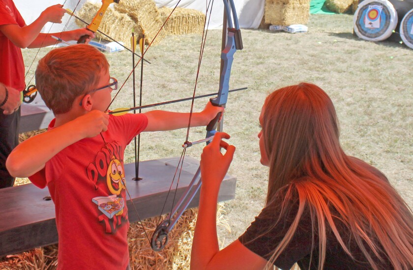 2019ArcheryRight4796CROPPED.jpg