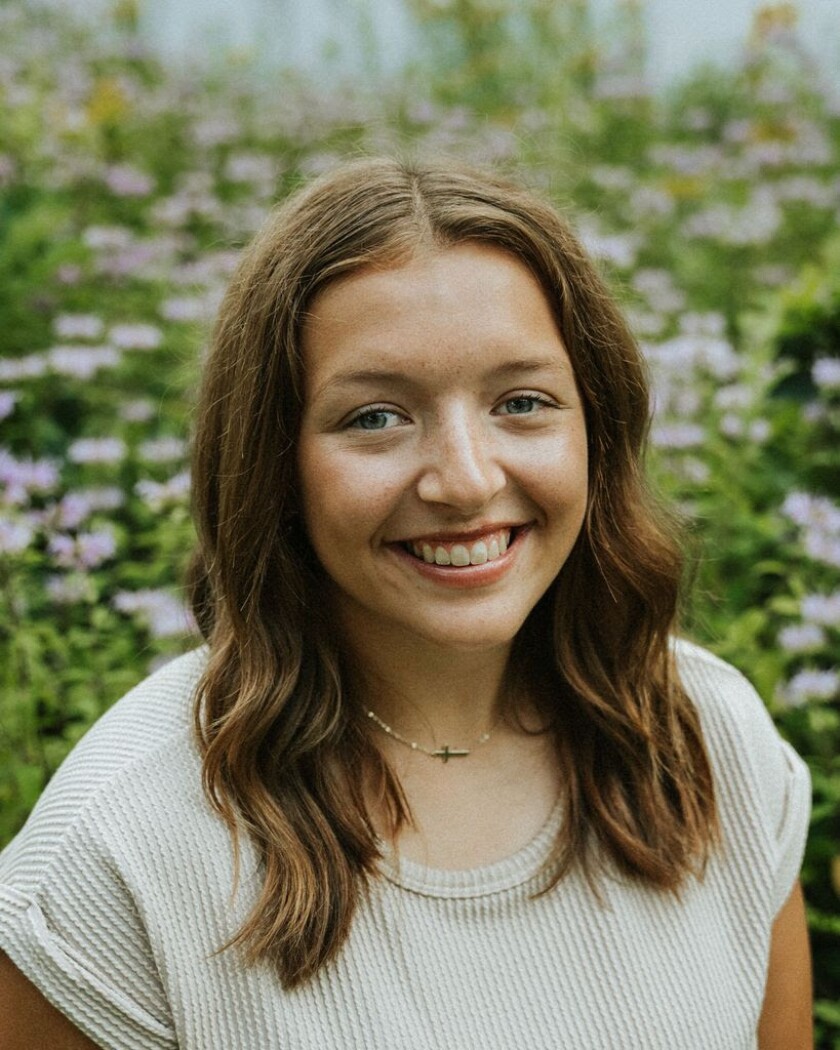Hallie Helgeson .jpg