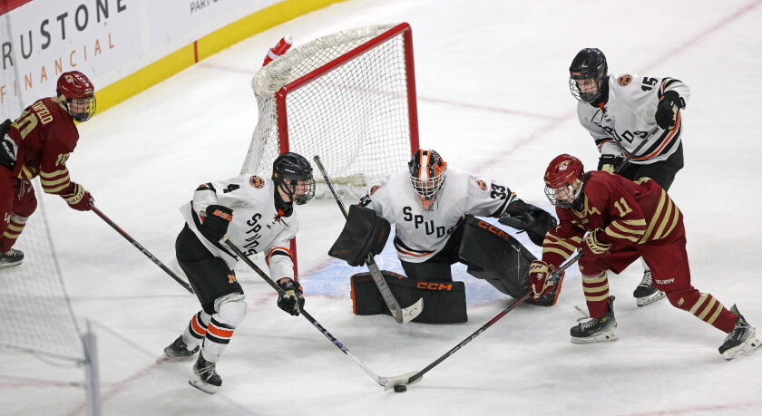 030725.s.ff.spuds.state.hockeyg1