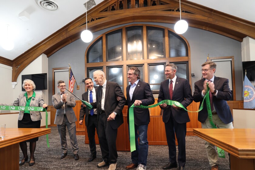 102423 VandeWalle2.jpg