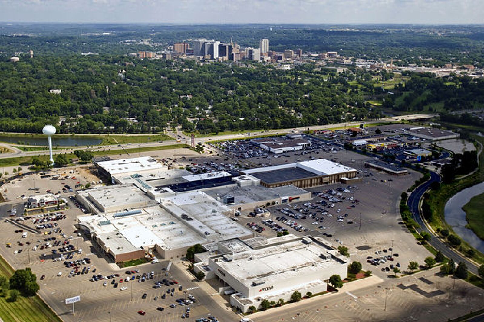 Scheels marks new phase for 46-year-old mall - Post Bulletin ...
