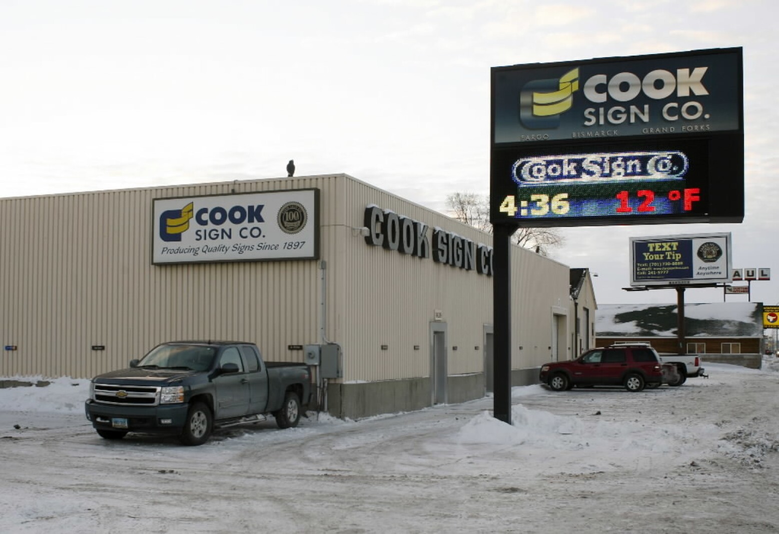 Knight buys Cook Sign - InForum | Fargo, Moorhead and West Fargo news ...
