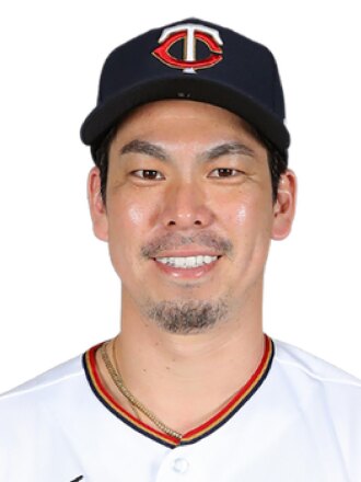 Twins-mug-Kenta-Maeda-22.jpg
