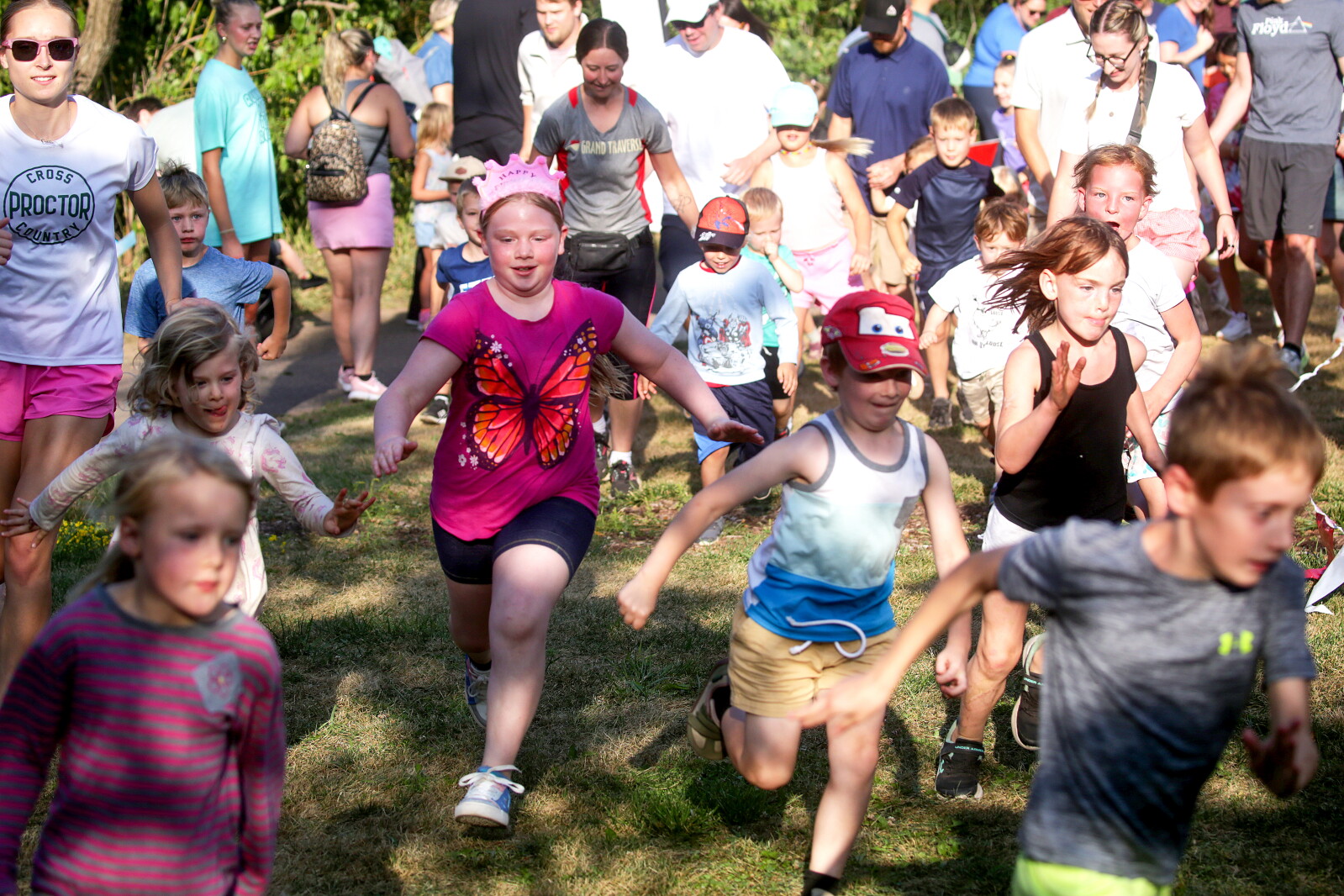 Photos: Kids crew takes over the zoo