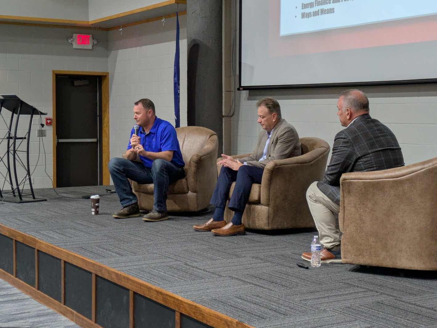 Anti-fraud measure, healthcare legislation highlighted at Willmar town hall