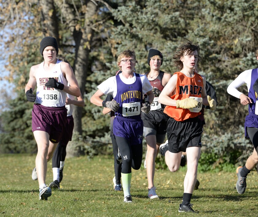 101722.S.WCT.THUNDERHAWKS.CROSSCOUNTRY.SMITH.jpg