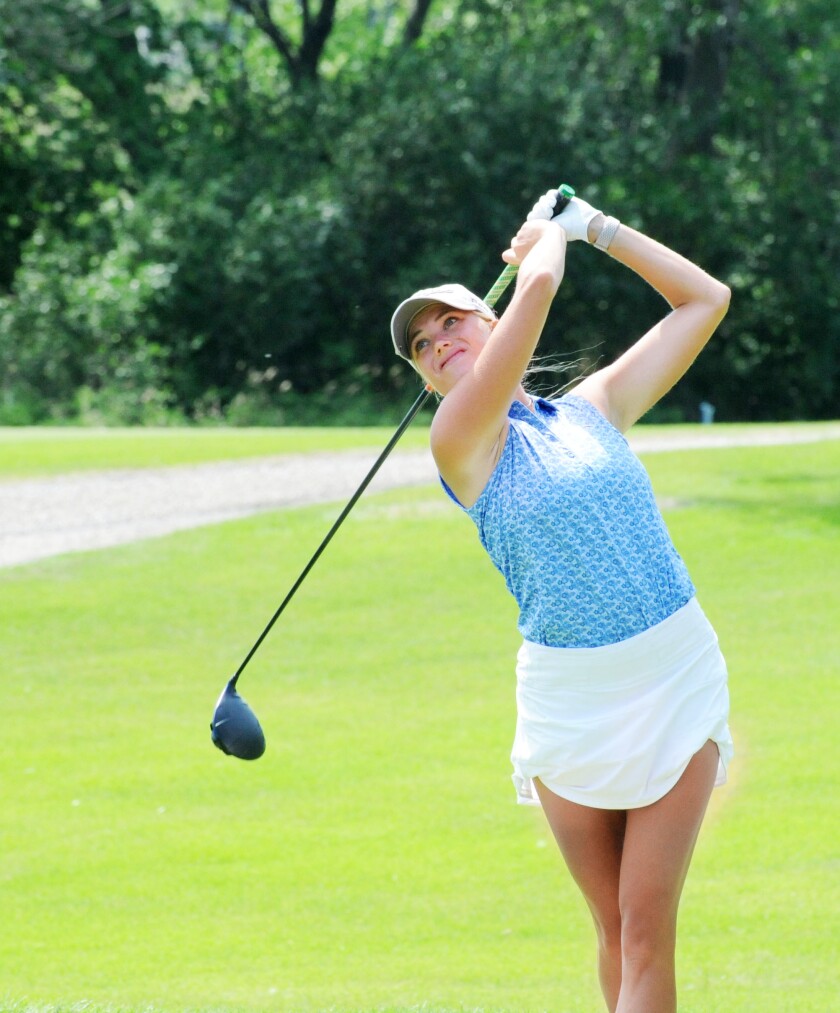 Leah Skaar pushes her tee shot at the No. 9 hole down the fairwa