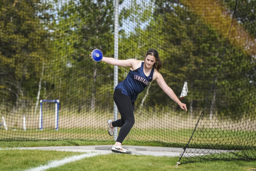 052425.s.bp.bhstrack - Elizabeth Youso DISCUS.JPG