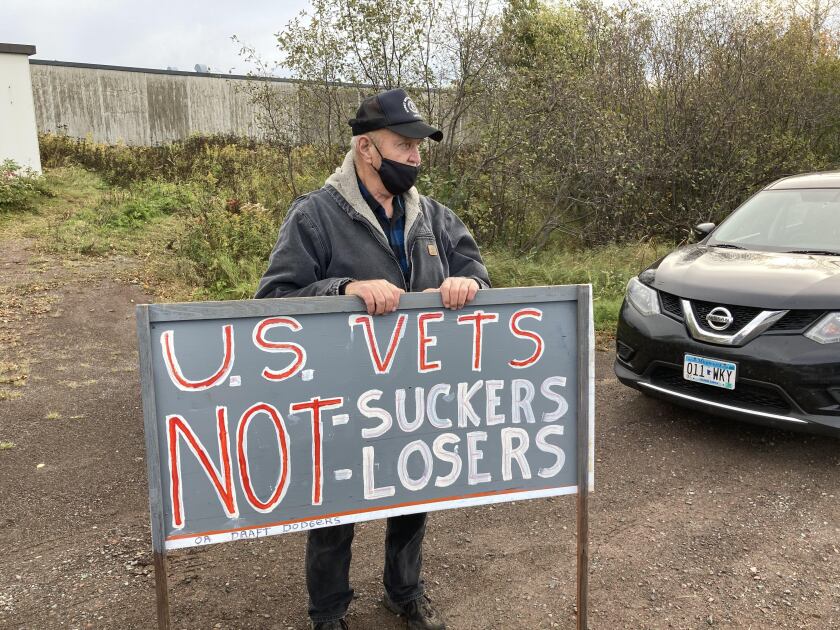 Trump vets.jpg