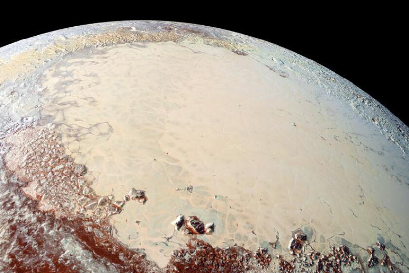2973509+Pluto Sputnik Planum closeupS.jpg
