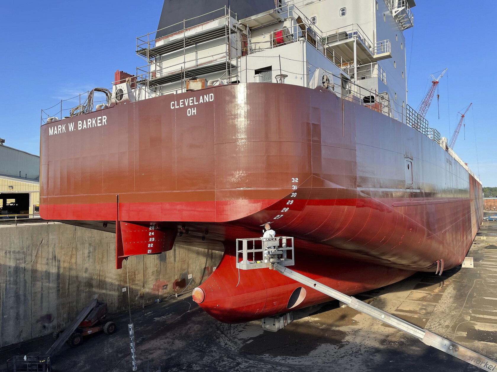 Box-shaped cargo hold among new ship's unique traits - Duluth News ...