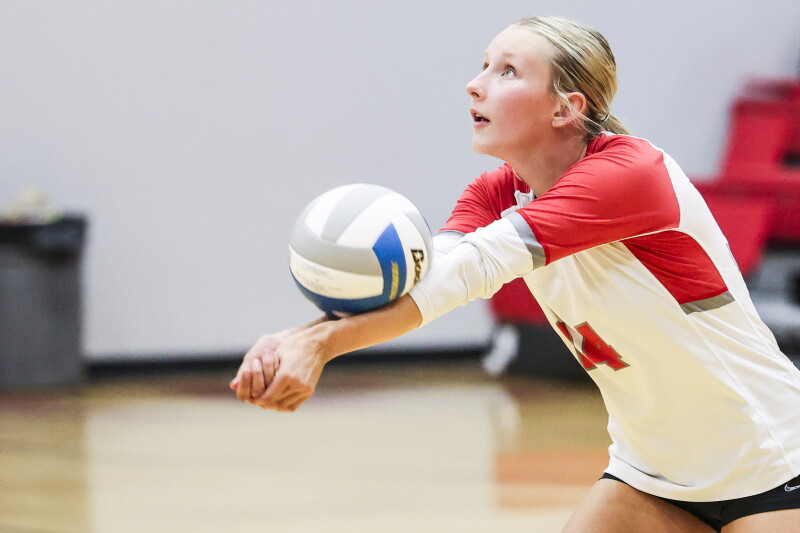 Duluth East Volleyball Team Dominates Home Tournament