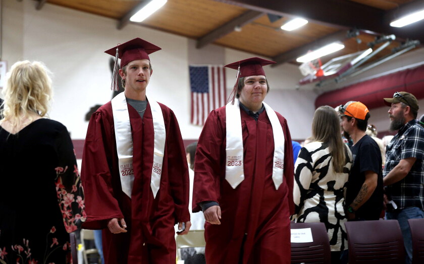 Ws Graduation Solon Springs students celebrate graduation day - Superior Telegram ...