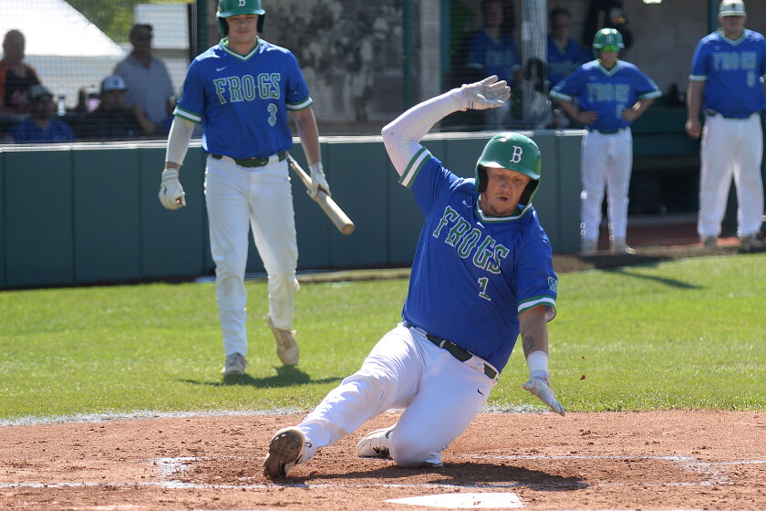Amateur baseball: Bird Island Bullfrogs barely come up short - West ...