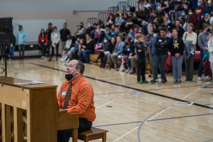 Friedell Middle School says Farewell