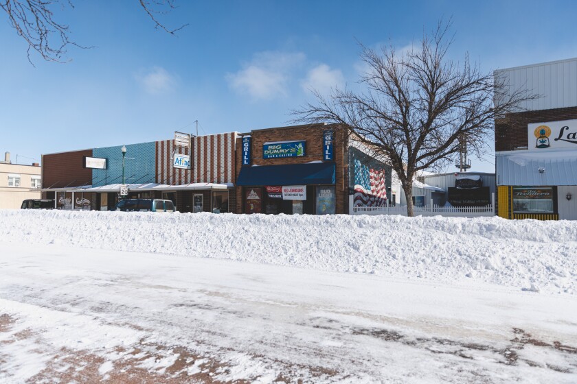 2-23-23ShovelingAfterBlizzard-29.jpg