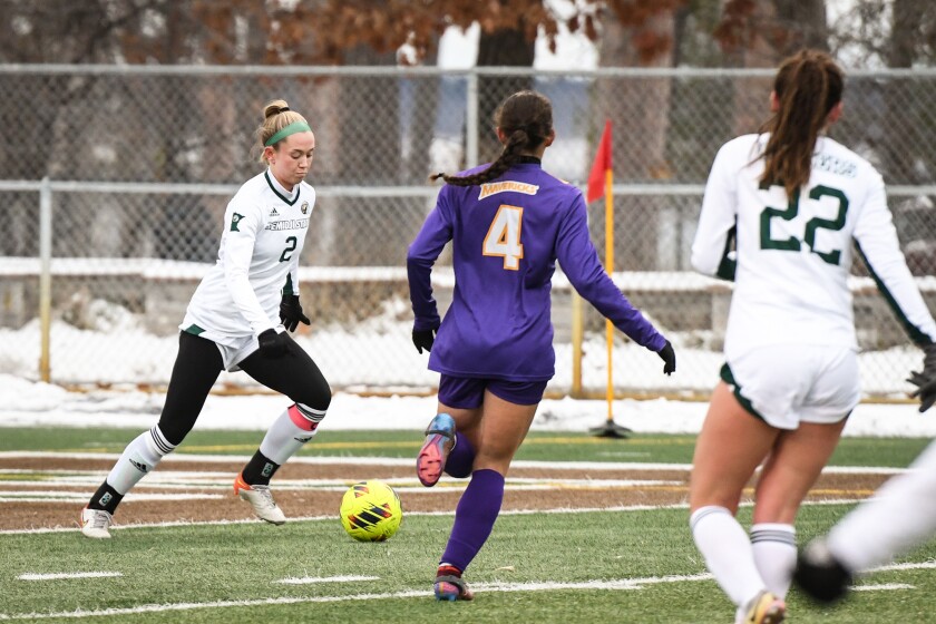 111622.S.BP.BSUWSOC2 Halle Peterson.jpg