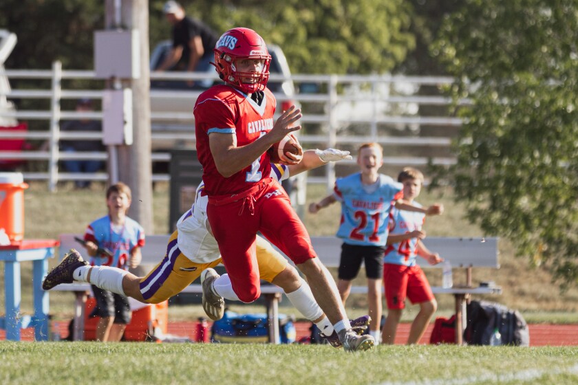 9-16-22PrepFootballStanleyCountyvsBonHomme-4.jpg