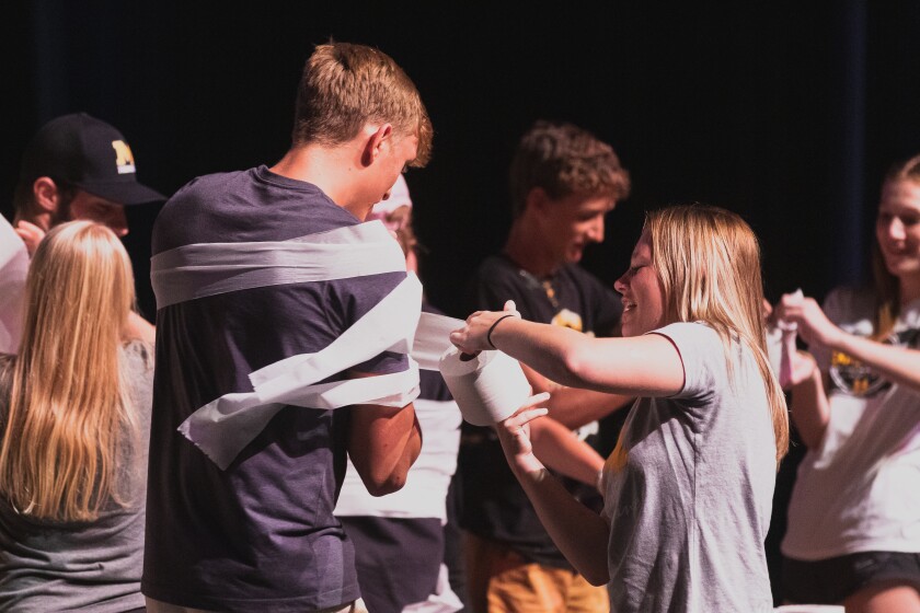 9-19-22HomecomingCoronation-23.jpg