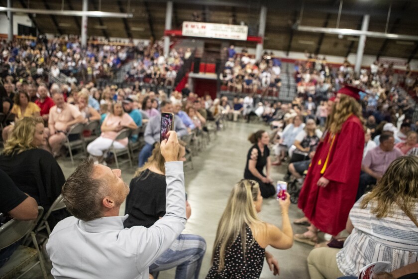 Willmar graduation 016.jpg