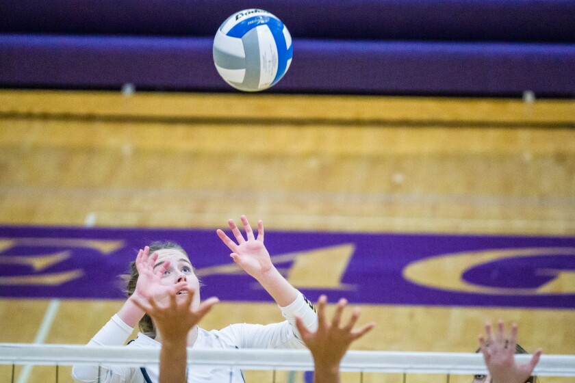 101421-LOURDES-SCHAEFFER-ACADEMY-GIRLS-VOLLEYBALL-9215.jpg