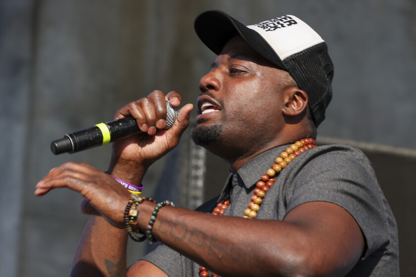 Flo Rida Western Review: Flo Rida goes late, gets 'Low' at Bayfront Festival Park ...