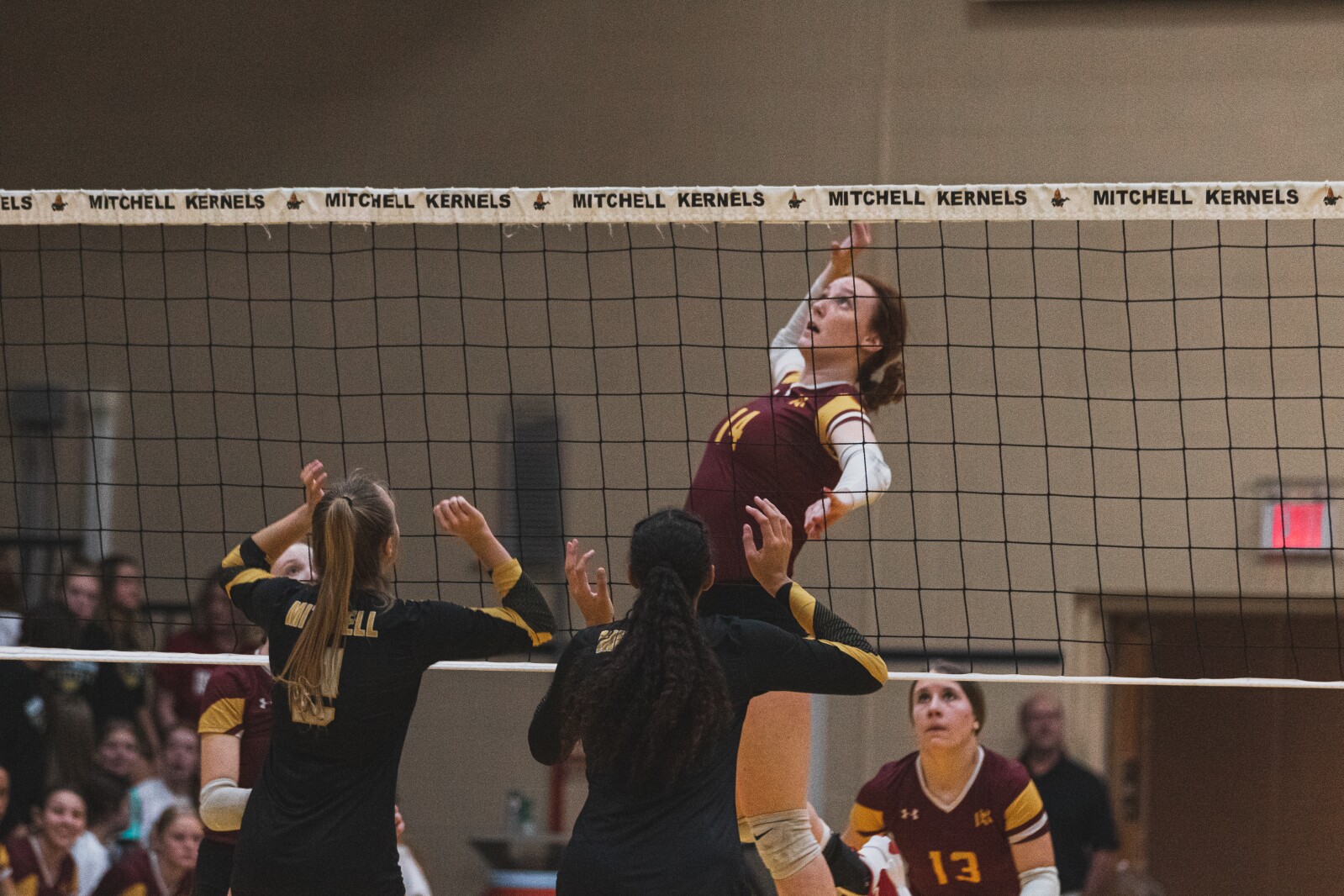 9-29-22VolleyballMitchellvsRoosevelt-1.jpg