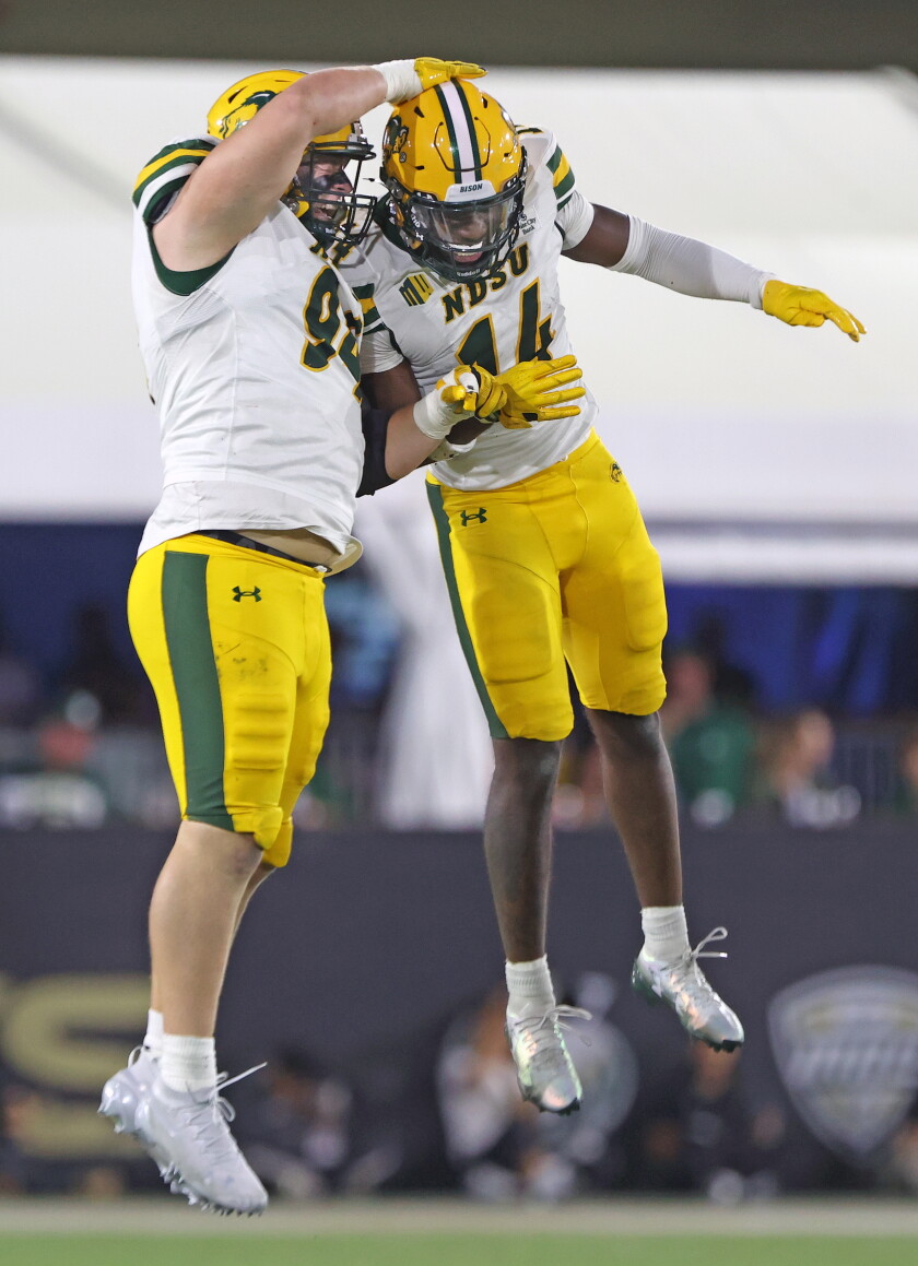 092026.S.FF.NDSUfootball