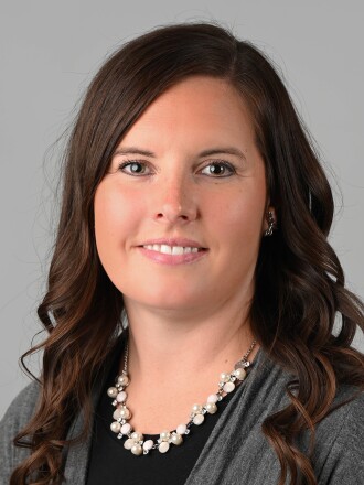 Portrait of Kari Slinden, Ridgewater College instructor