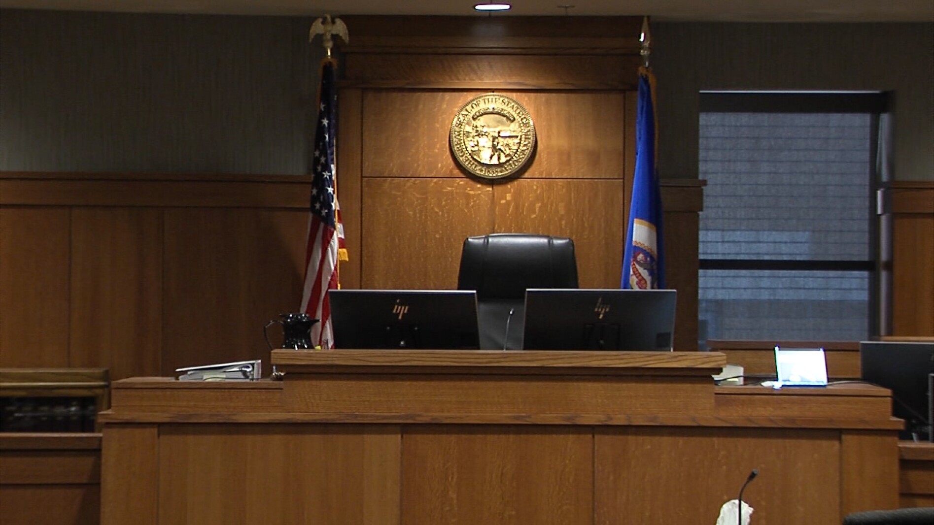 Prosecutor forced to drop a dozen cases after Fergus Falls deputy charged prosecutor-forced-to-drop-a-dozen-cases-after-fergus-falls-deputy-charged