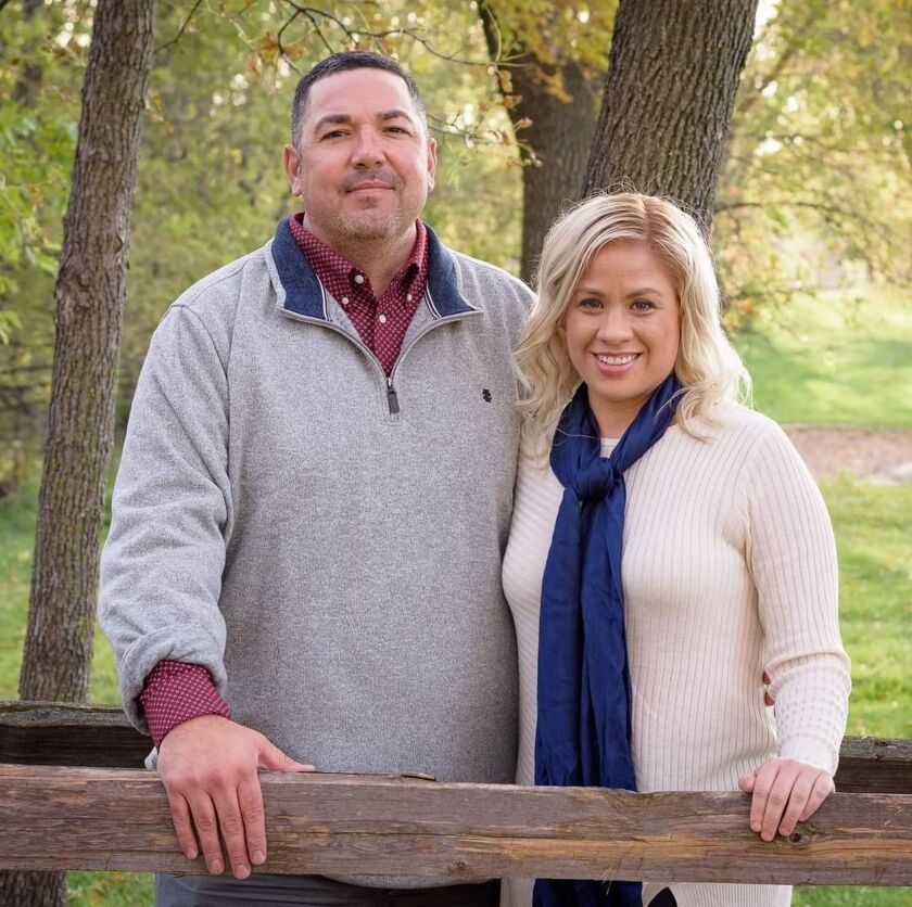 122421.F.FF.FAITHCONVERSATIONS.3 - Thomas family.jpg