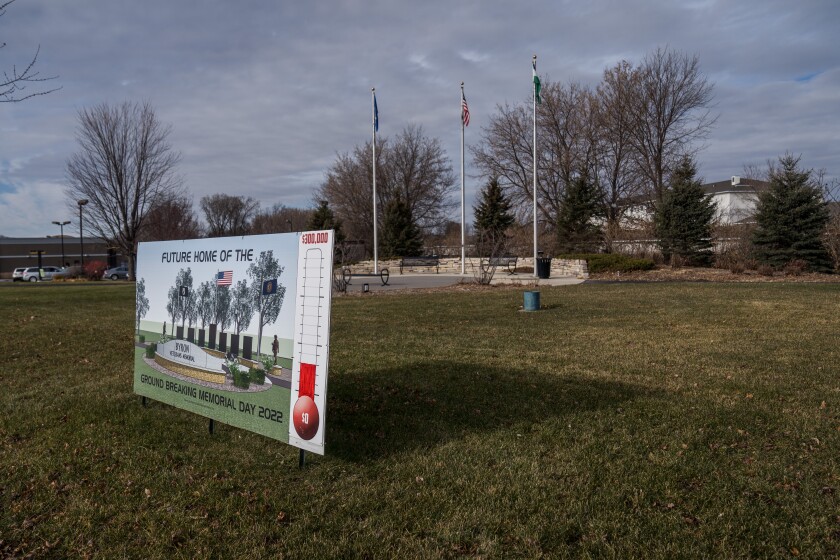 20211203-VETERANS-MEMORIAL-BYRON317.jpg