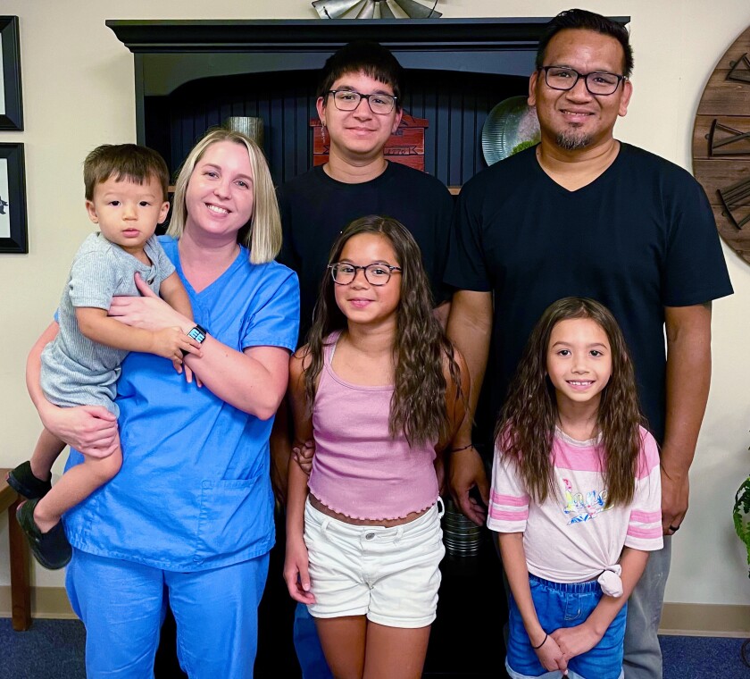 Phomsatry family
