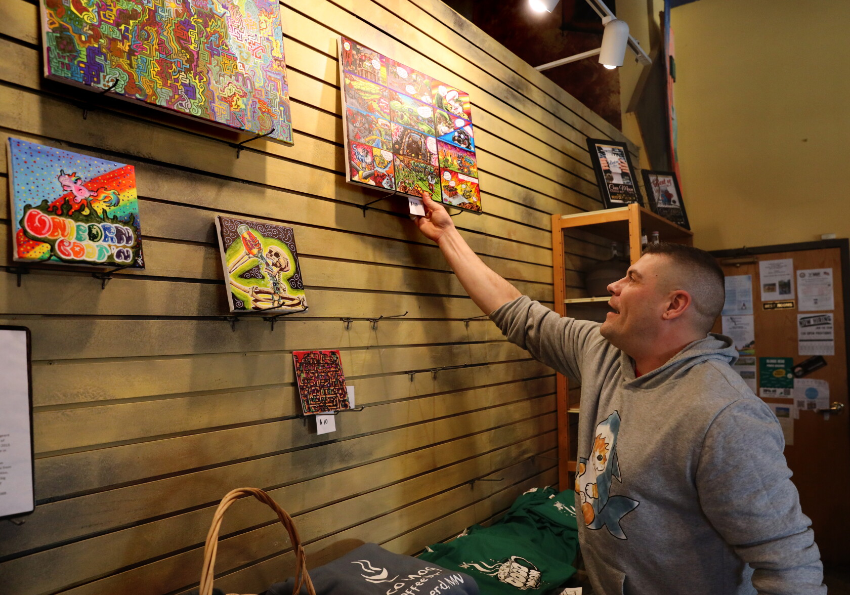 Camp Ripley soldier captivates community with art - Brainerd Dispatch ...