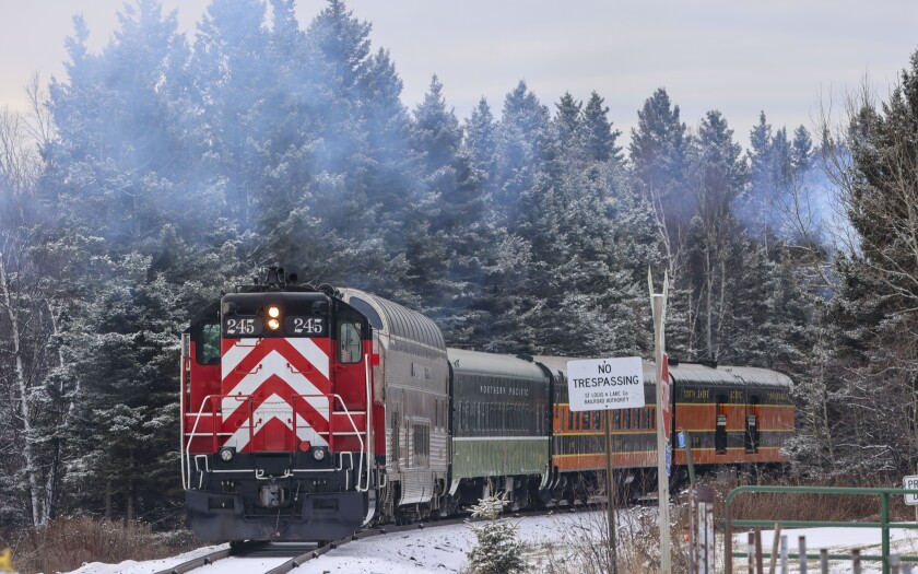 112721.N.DNT.TREETRAIN.C02.jpg