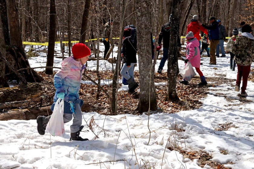 Families enjoy the Annual Lake Shore Easter Egg Hunt Saturday, April 17, 2022, at Fritz Loven Park.