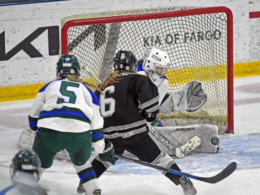 022522.s.ff.StateGHockeyQtr2