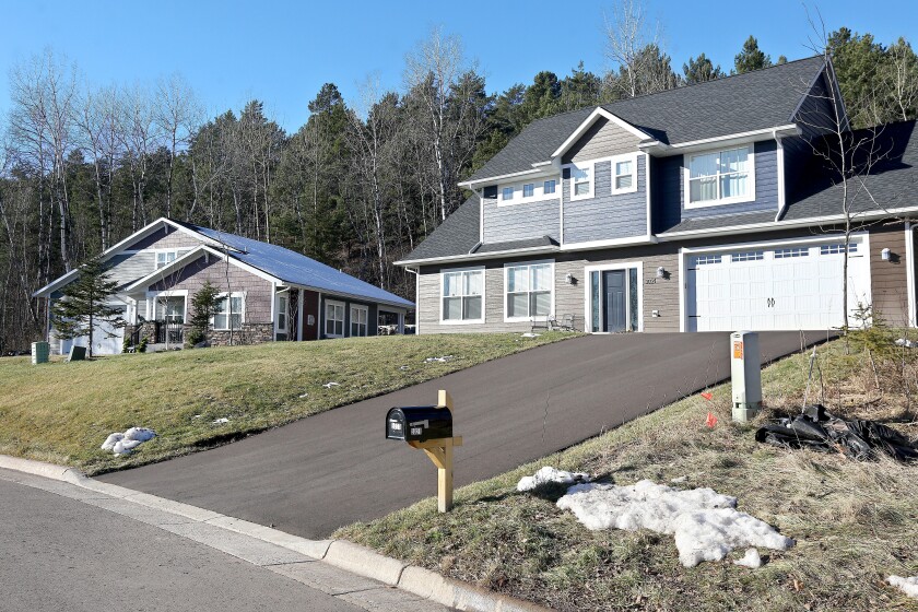 Hawk Ridge Estates nears completion - Duluth News Tribune | News ...