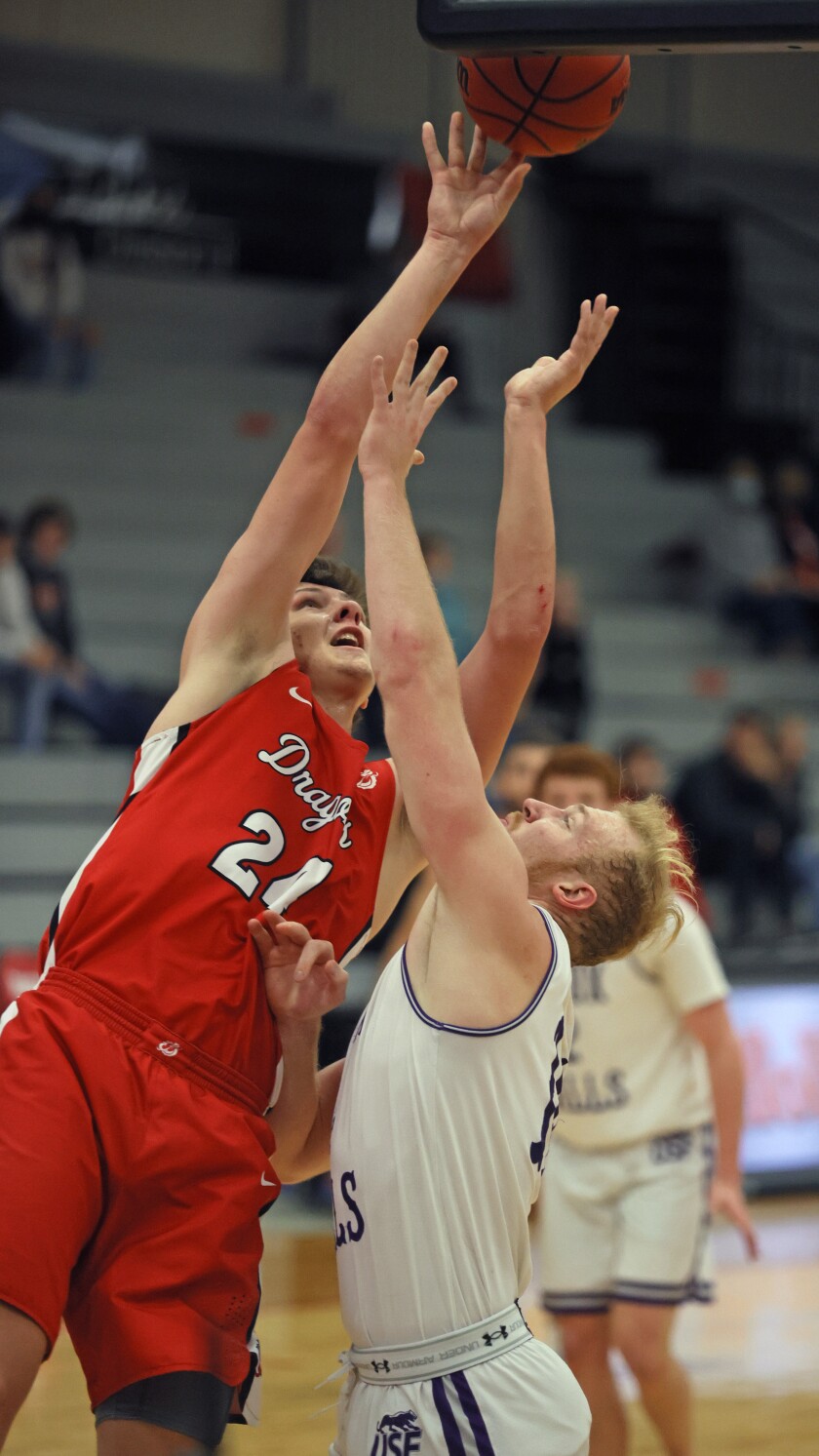 112821.s.ff.DragonsMBB.07.jpg