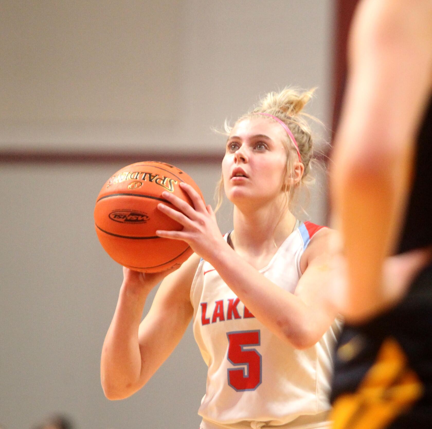 Detroit Lakes' sluggish first half too much to in Class AAA