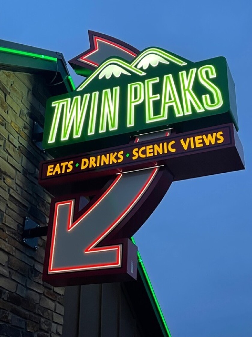 Fargo's Twin Peaks lives up to reputation for cold beer, comfort