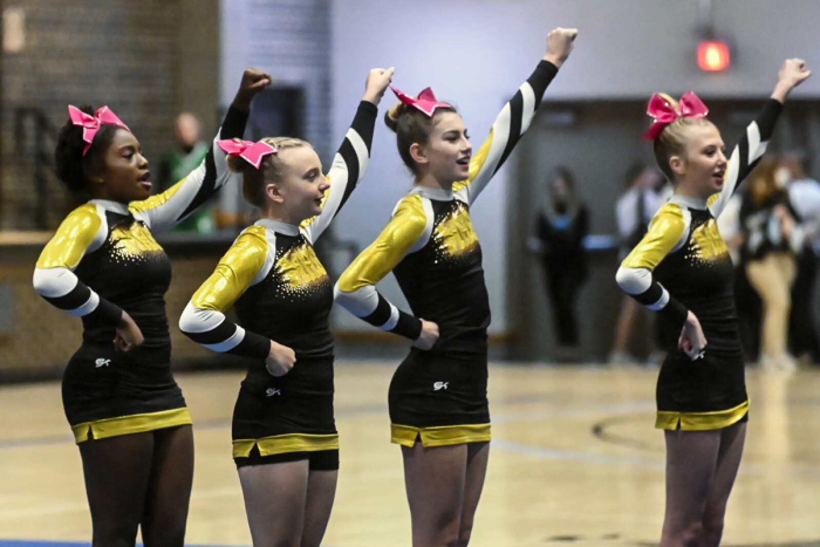 100621.Cheer16.jpg