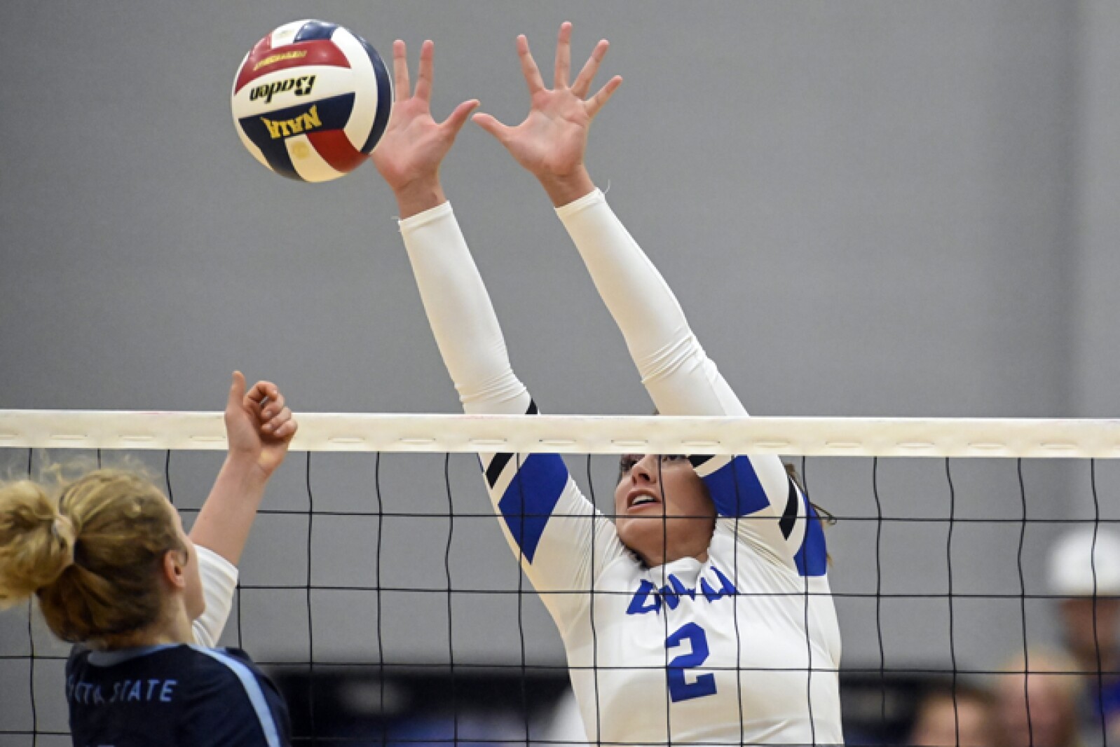 100521.DWU-DSUVball44.jpg