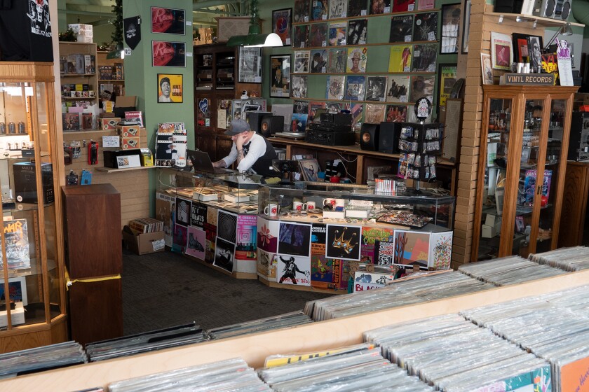 011522.B.FF.Vinyl.Swinkels.jpg