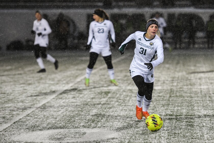 112322.S.BP.BSUWSOC Lexi Larson.jpg