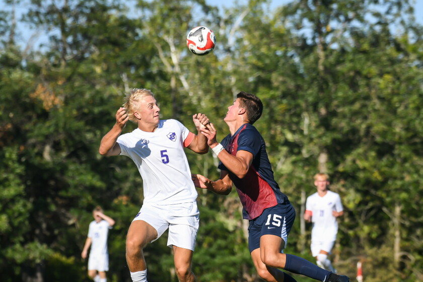 How Bemidji's Austin Riewer juggles a pair of sports at the same time ...